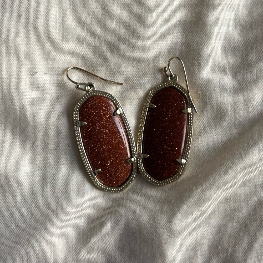 Limited editions Kendra Scott Earrings - Picture 2 of 3